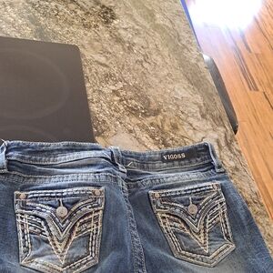 Vigoss Boot Cut Jeans Medium-Dark Wash Ornate Embroidery